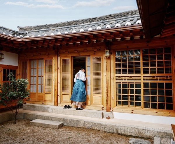 에어비앤비, 전세계에 한국의 한옥 알리며 지속가능한 관광의 필요성 강조